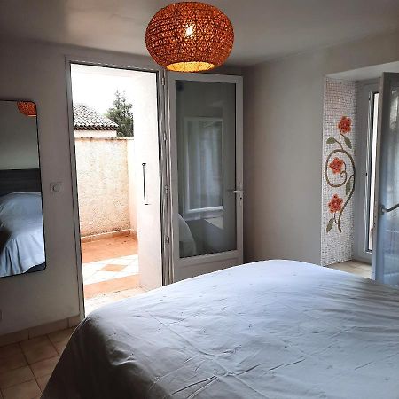 Campaneta Leilighet Saint-Martin-de-Brômes Eksteriør bilde